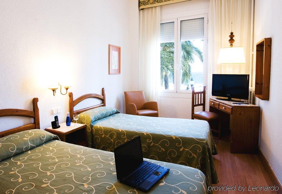 Hotel Miramar Badalona Habitación foto